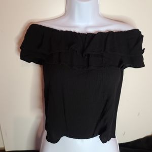 Black Ruffle| off the shoulder top